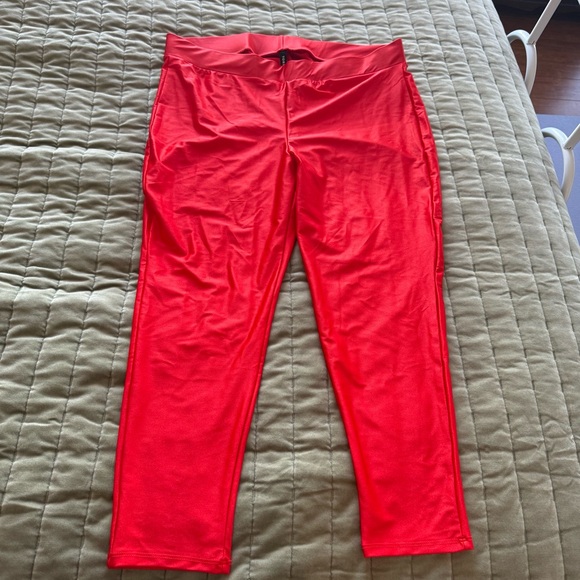 Torrid Bold Red Fabric - Picture 1 of 5